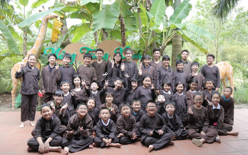 Xem xét hoạt động ngoại khóa và kỹ năng sống