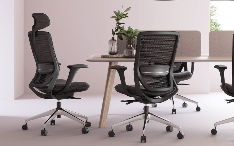 Nên sử dụng ghế văn phòng hay ghế công thái học